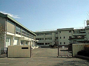 布田小学校の画像