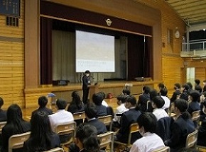 東日本大震災の復興に尽力された方による講話