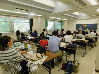 親子科学教室の全体の様子の写真