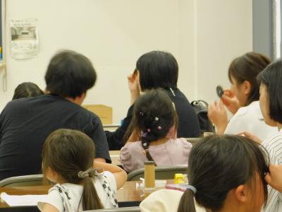 親子科学教室の様子の写真