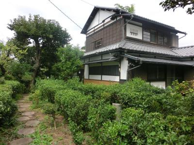 旧佐橋家住宅前庭からの全景写真