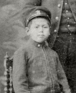 10歳頃の実篤の画像