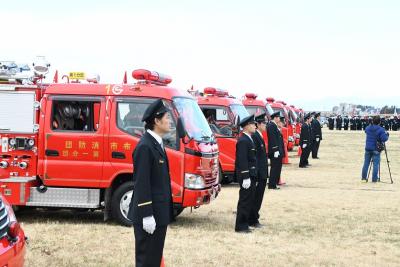 消防団機械部隊整列の写真