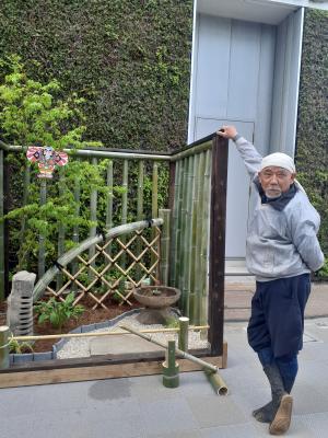 坪庭完成の様子