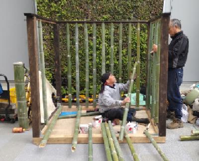 坪庭作成の様子