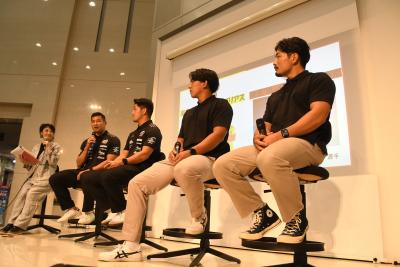 トークショーの様子