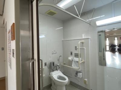 上石原ふれあいの家バリアフリートイレの写真